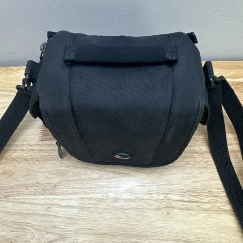 Lowepro Edit 110 Camera Bag